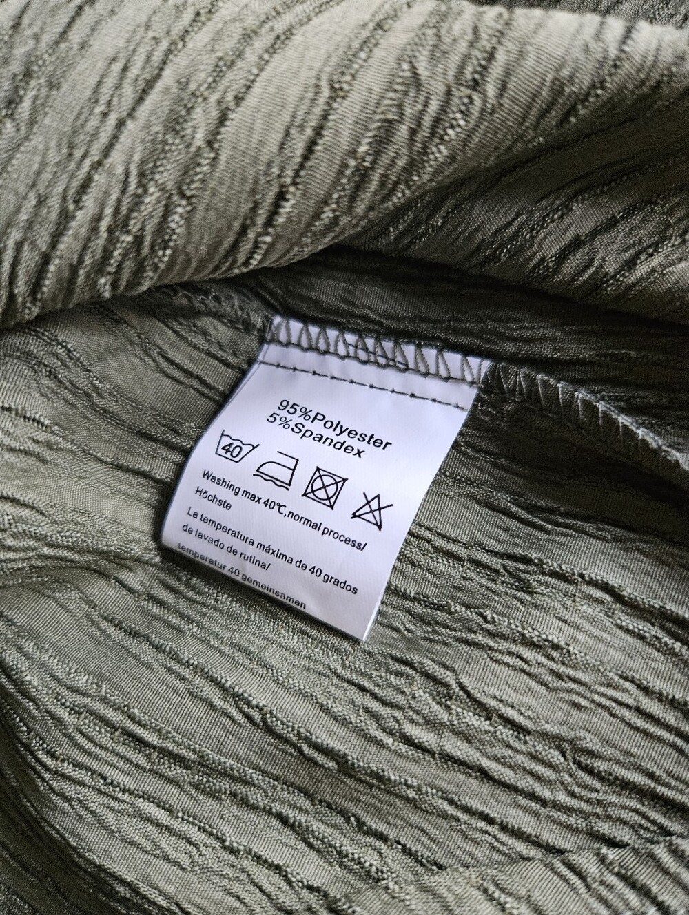 New Green Button Up - Picture 5 of 5